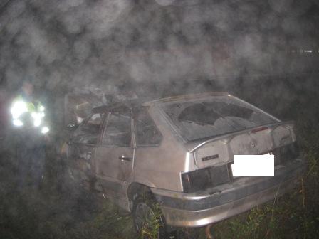 В Североуральске сотрудник ГИБДД вытащил водителя из горящей машины - Фото 3