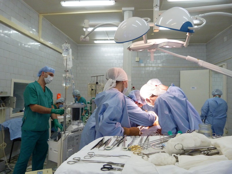 В ОКБ №1 провели первые родственные трансплантации печени - Фото 3