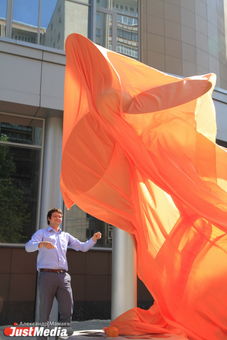 Екатеринбургский «Памятник жаркому лету» вошел в шорт-лист международного фестиваля рекламы - Фото 3