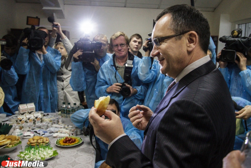Николай Федоров: «Вкуснее парного молока ничего не может быть». Министр сельского хозяйства России посетил Свердловскую область - Фото 5