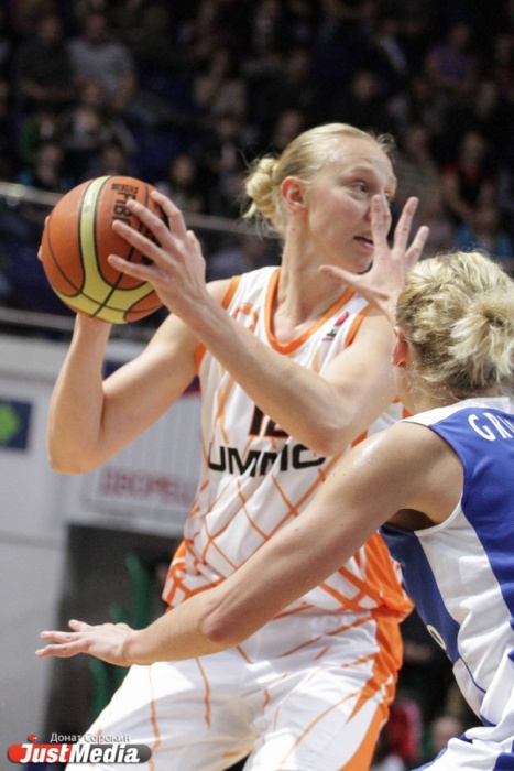 «Урал» и «Автомобилист» поменялись ролями, баскетболисты удивляли, а болельщики зажигали. Главные спортивные итоги года - Фото 8