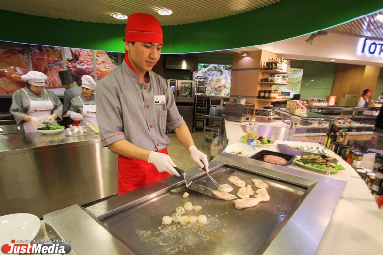 Еще два года рознице и общепиту будет тяжело. В начале 2016 года возможна новая волна закрытия объектов торговли в Екатеринбурге - Фото 2