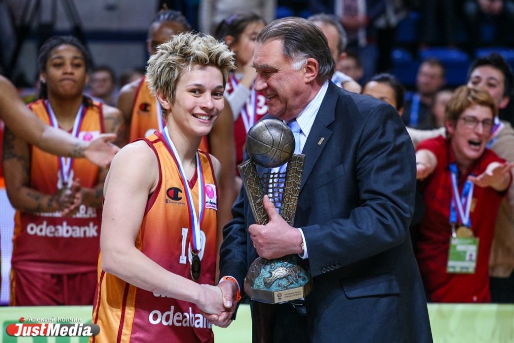 Турецкий капкан для уральских «лисиц». Баскетболистки «УГМК» остались без трофея, а кубок уехал в Стамбул - Фото 6