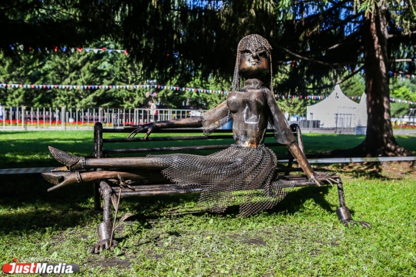 Из Золотого зала Вены через полеты наяву к «Року Апокалипсиса». Куда стоит пойти екатеринбуржцам в выходные. ОБЗОР ПЛОЩАДОК - Фото 6