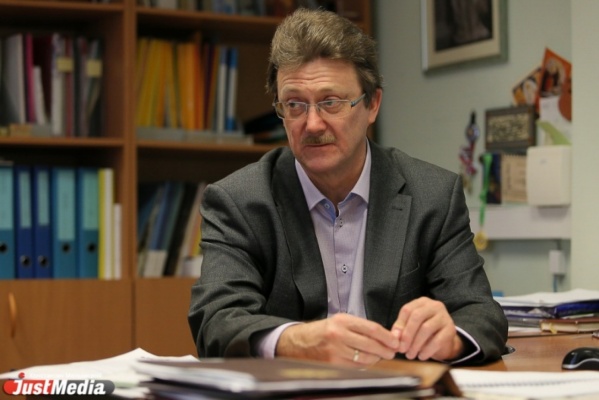 Собор, парковка или площадка для фестивалей? В Екатеринбурге обсуждают будущее площади 1905 года - Фото 3