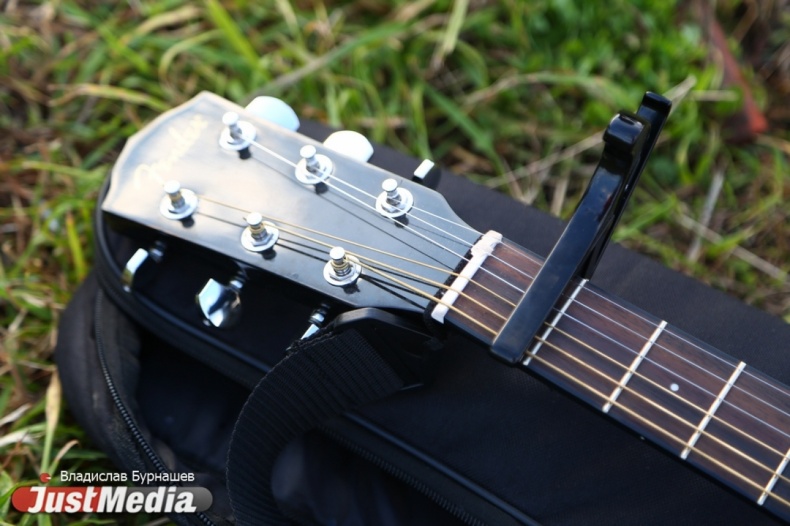 В Академическом прошел вечер песни под гитару. ФОТО - Фото 6