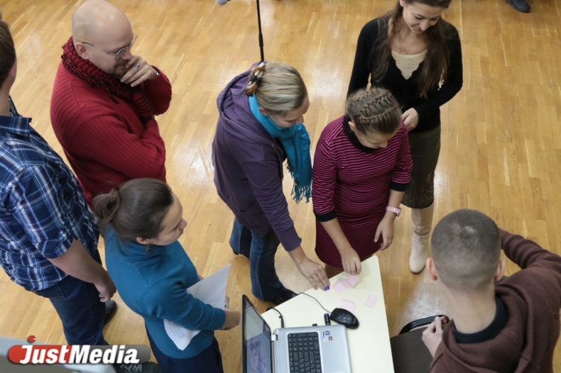 Чужой против хищника - в Екатеринбурге юные поэты забатлили именитых писателей. ФОТО И ВИДЕО - Фото 4
