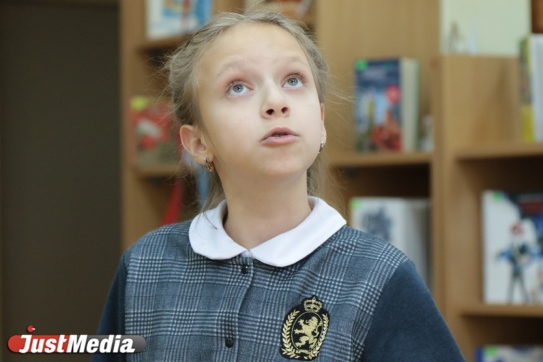 Чужой против хищника - в Екатеринбурге юные поэты забатлили именитых писателей. ФОТО И ВИДЕО - Фото 2