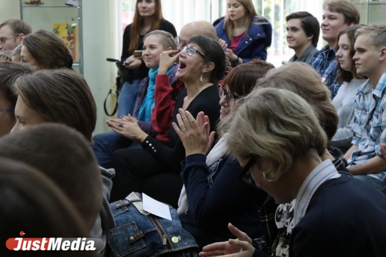 Чужой против хищника - в Екатеринбурге юные поэты забатлили именитых писателей. ФОТО И ВИДЕО - Фото 8