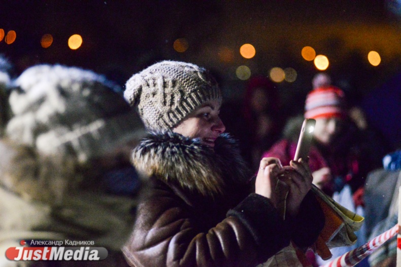 Телефон важнее полотенца. Крещение как повод выложить очередное фото в соцсети - Фото 6