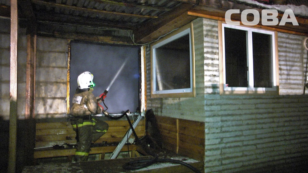 На улице Мраморной горел банный комплекс - Фото 3