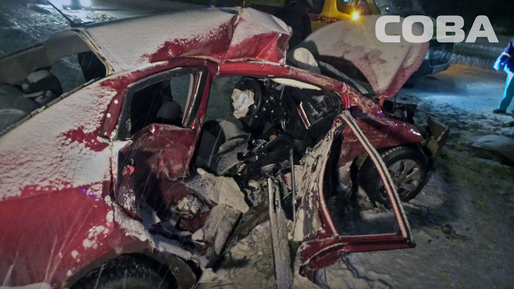 На Широкой речке Kia протаранила на встречке пассажирскую «Газель». Пять женщин оказались в больнице. ФОТО - Фото 7