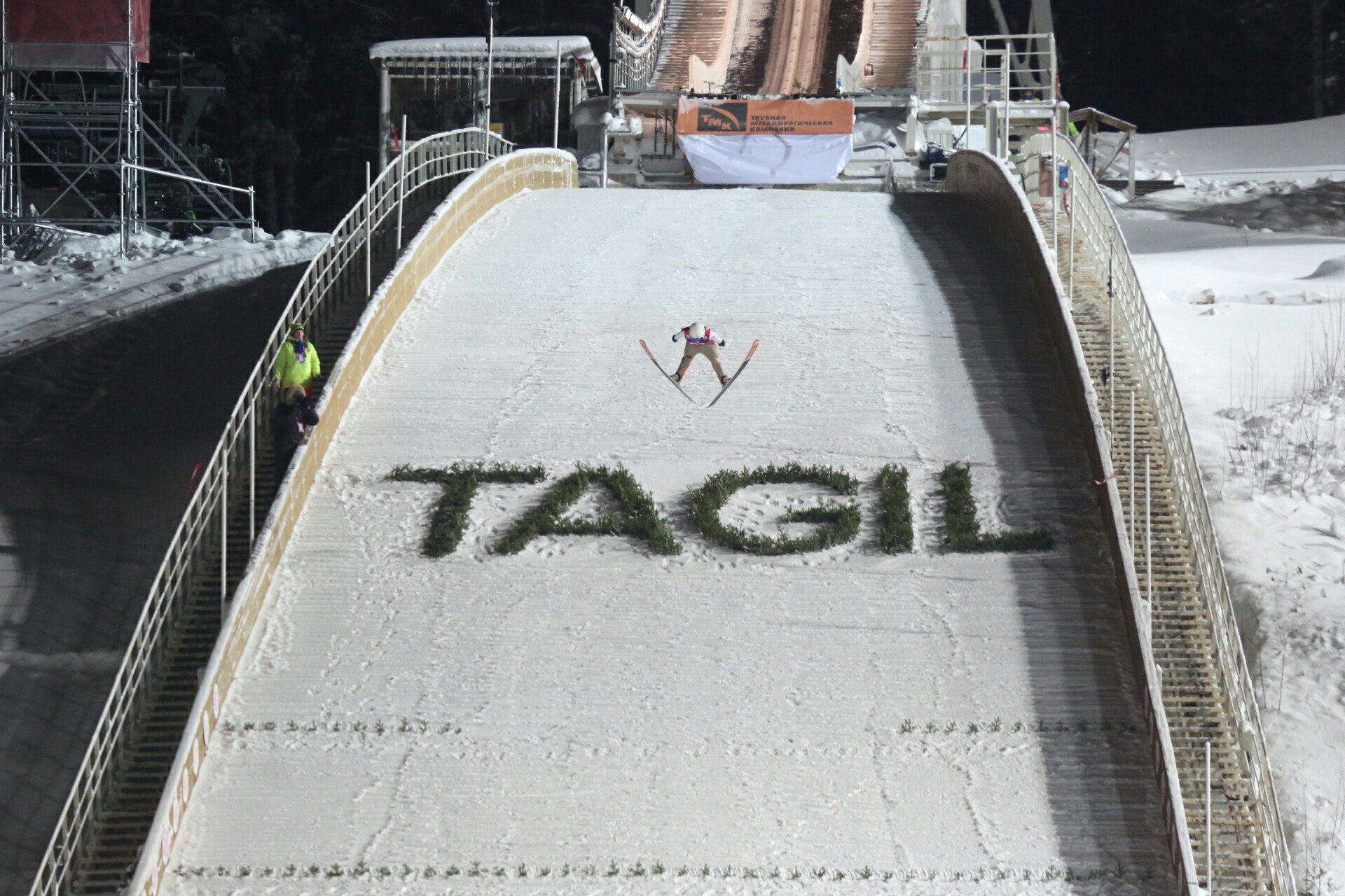 Без сенсаций. Японка Сара Таканаши победила на этапе Кубка мира по прыжкам с трамплина в Нижнем Тагиле - Фото 5