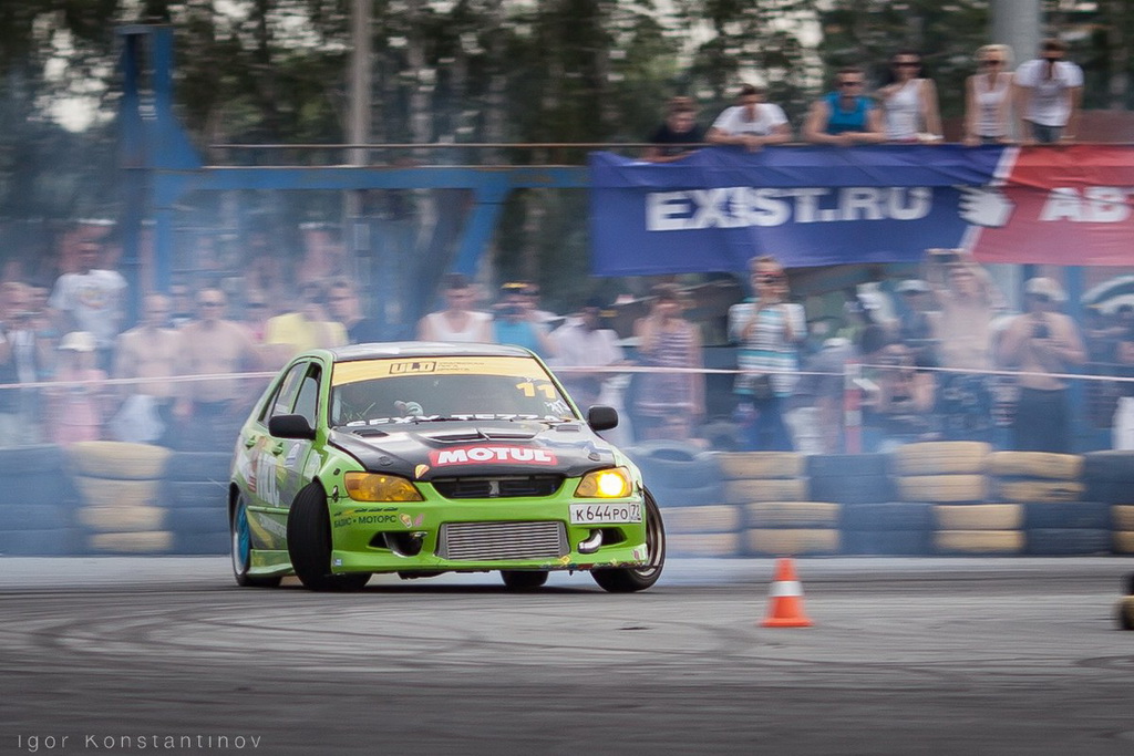 Екатеринбургские гонщики приняли участие во II этапе Открытого чемпионата УрФО по дрифту-2013 - Фото 8