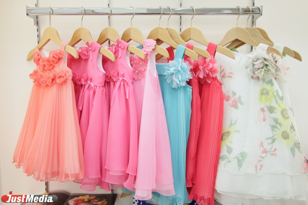 Все от пинеток до стильных шубок: JustMedia посетил детское королевство в «Европе» - Фото 5