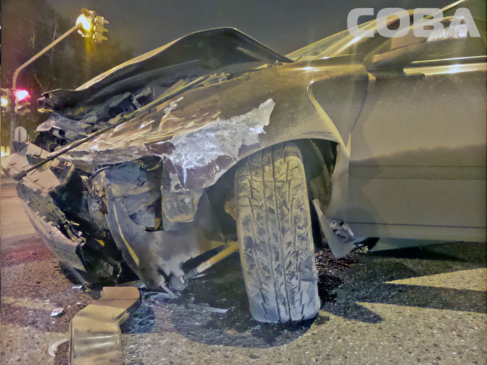 У «Калины» пьяный водитель Volvo, проскочив на красный, врезался в Toyota. Пострадали два человека - Фото 5