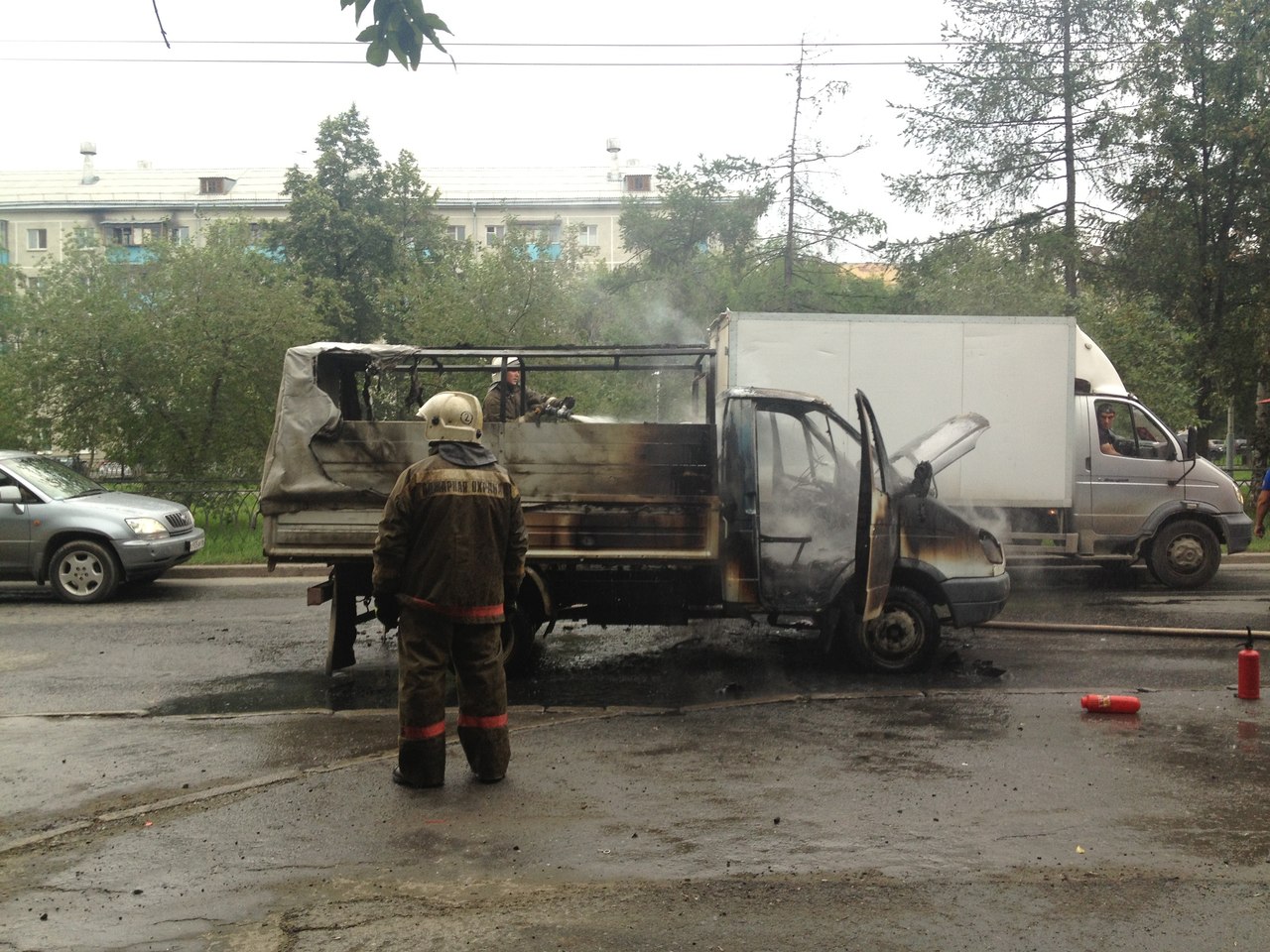 Горит газель в екатеринбурге