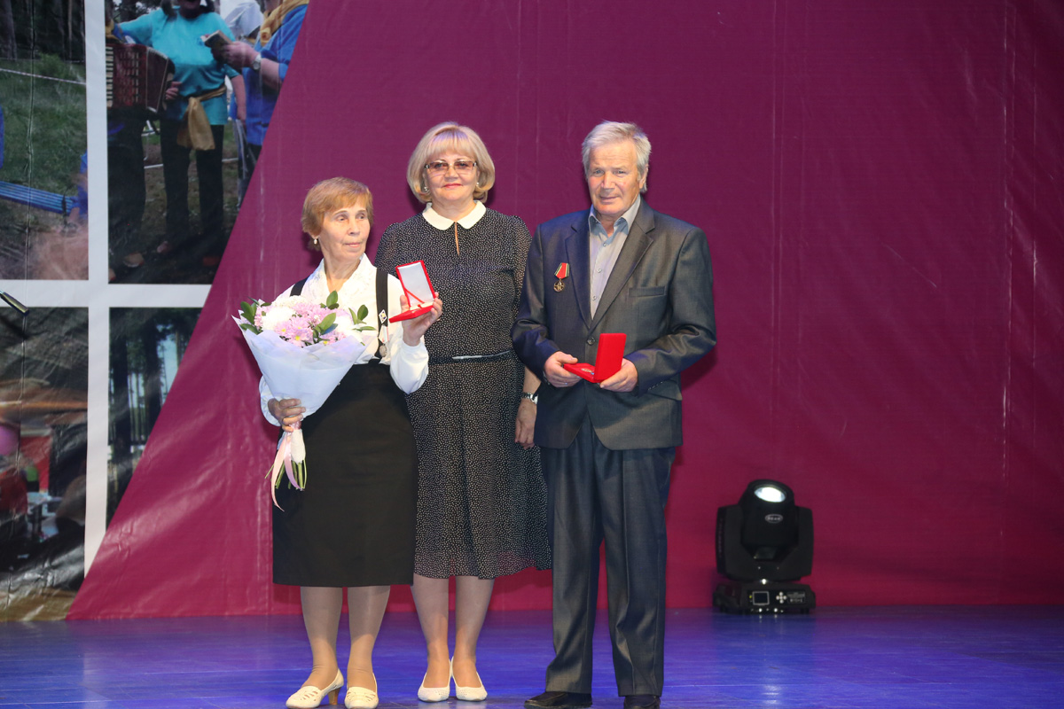 Губернатор пообещал пожилым свердловчанам достойные условия жизни - Фото 5