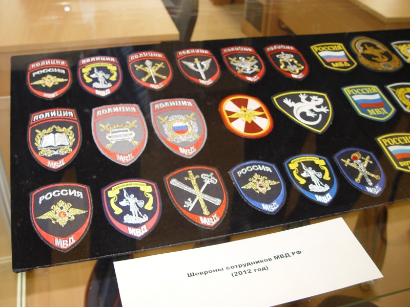 Накануне Дня Победы сотрудники полиции представили историю своей службы в вооружении, технике и форменном обмундировании - Фото 5