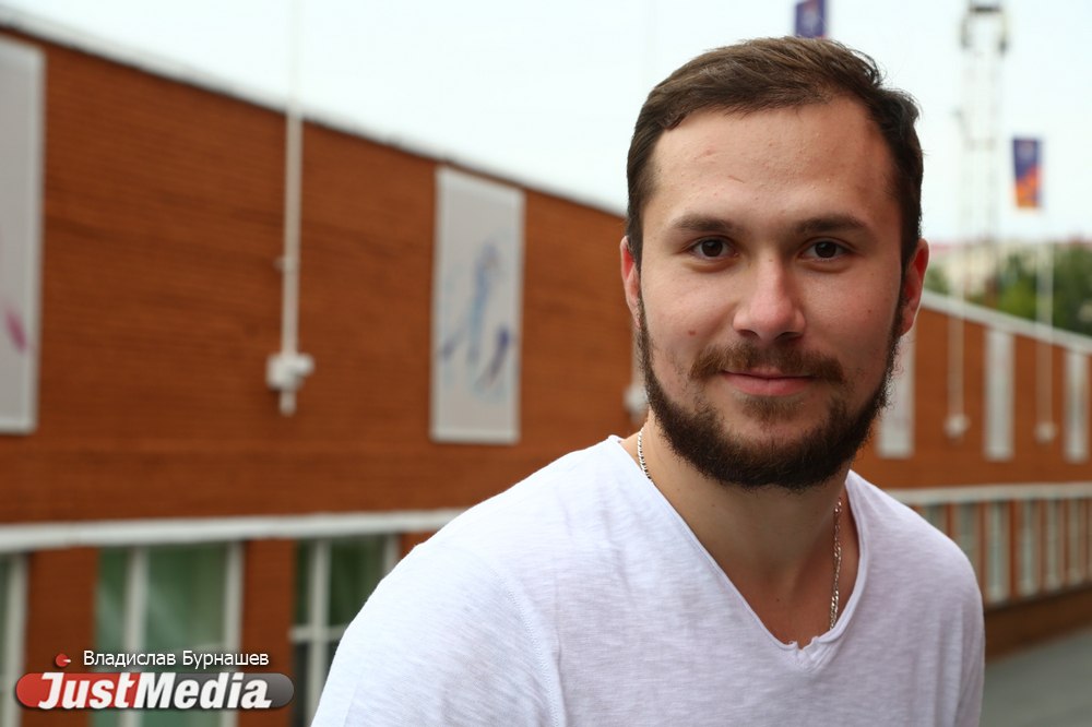 Анатолий Голышев, хоккеист: «Люблю лето из-за сезона отпусков». В Екатеринбурге +26 и без дождей  - Фото 3