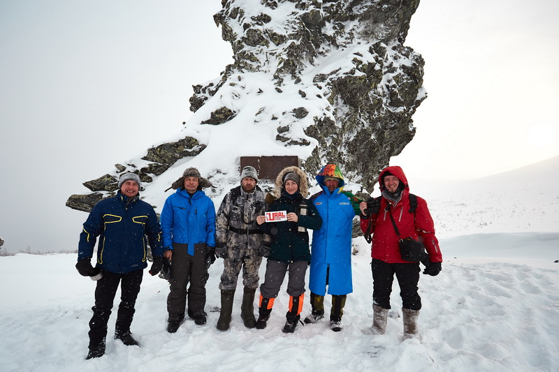 Уральские экстремалы покорили перевал Дятлова на собачьих упряжках - Фото 2