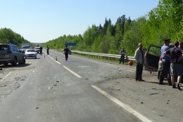 На Серовском тракте в ДТП погибла женщина; пострадали трое детей и мужчина - Фото 2