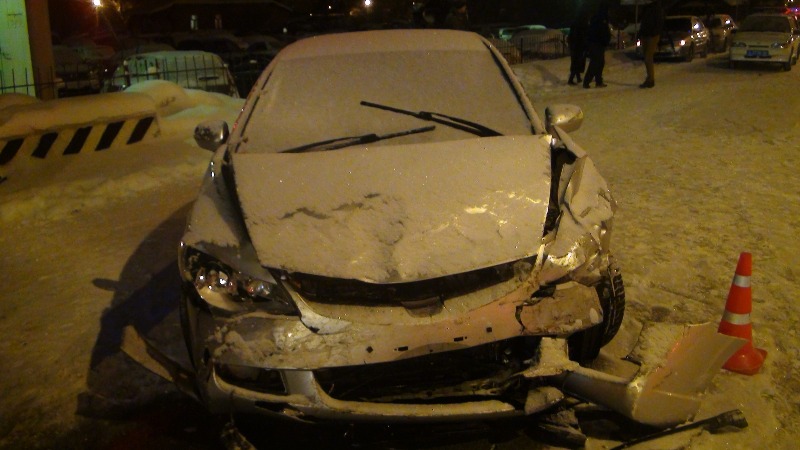 На улице Викулова в ДТП получили травмы четыре человека, в том числе ребенок - Фото 3