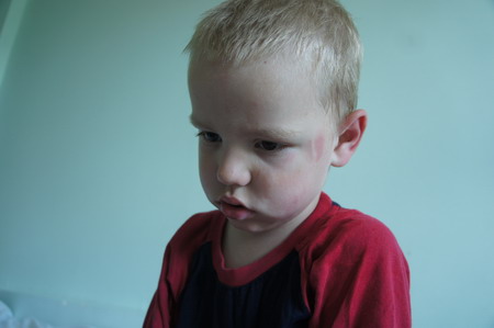 Полиция ищет родственников мальчика, обнаруженного накануне вечером в Нижнем Тагиле - Фото 2