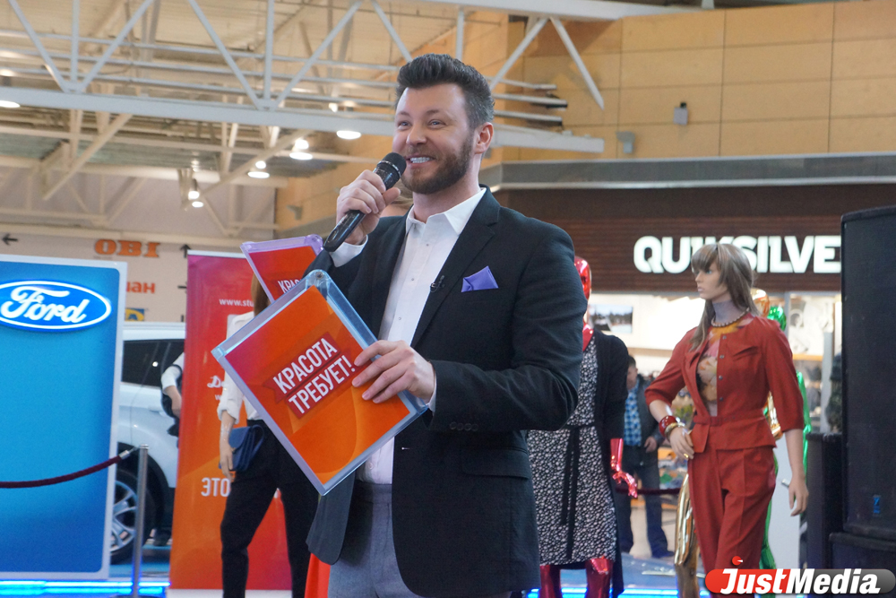 Из золушки в принцессу: московский дизайнер Тимур Гучкаев посетил столицу Урала и выбрал «серую мышку» для своей программы «Красота требует!» - Фото 9