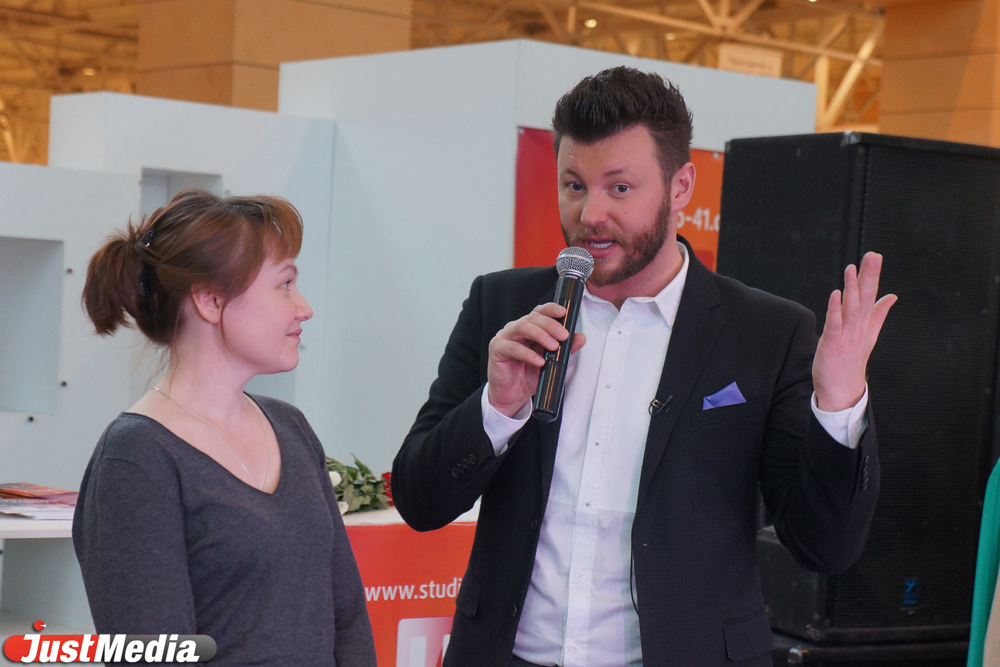 Из золушки в принцессу: московский дизайнер Тимур Гучкаев посетил столицу Урала и выбрал «серую мышку» для своей программы «Красота требует!» - Фото 5