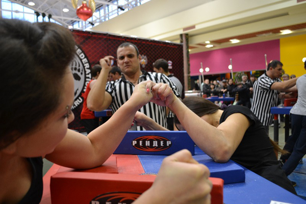 Свердловчане заняли все первые места на чемпионате УрФО по армспорту - Фото 4