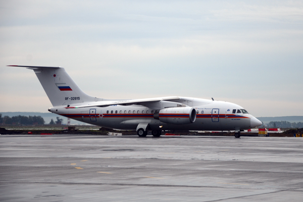 Самолет МЧС России доставил тяжелобольного екатеринбуржца из Индонезии на родину - Фото 3