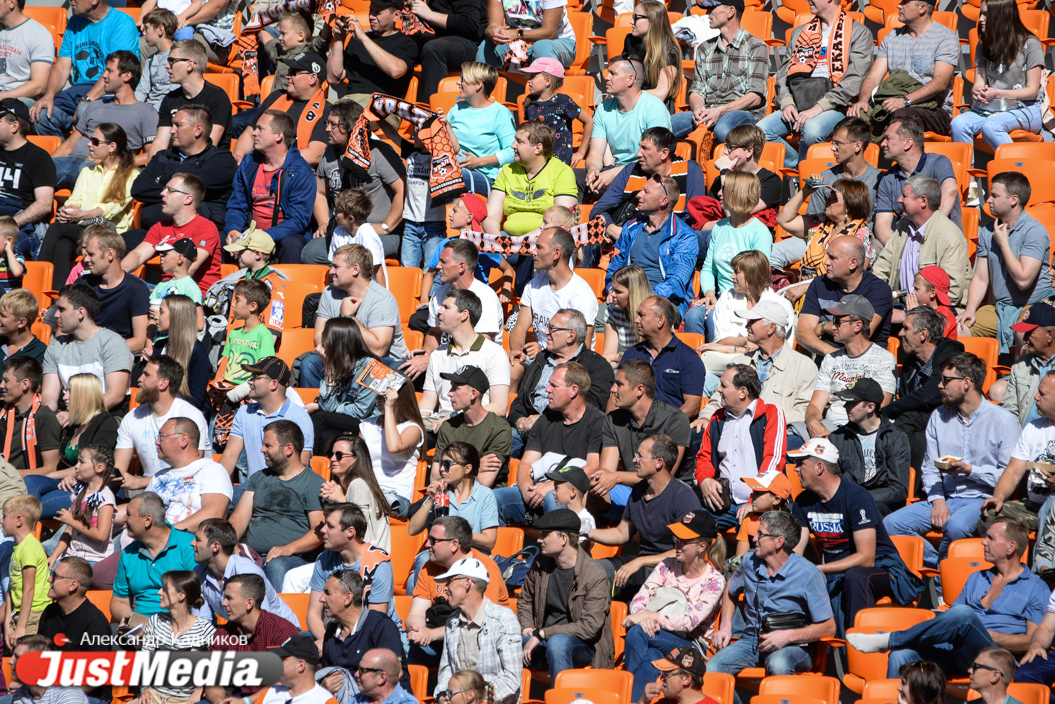 ФК «Урал» проиграл «Краснодару» со счетом 1:2. ФОТОРЕПОРТАЖ - Фото 18