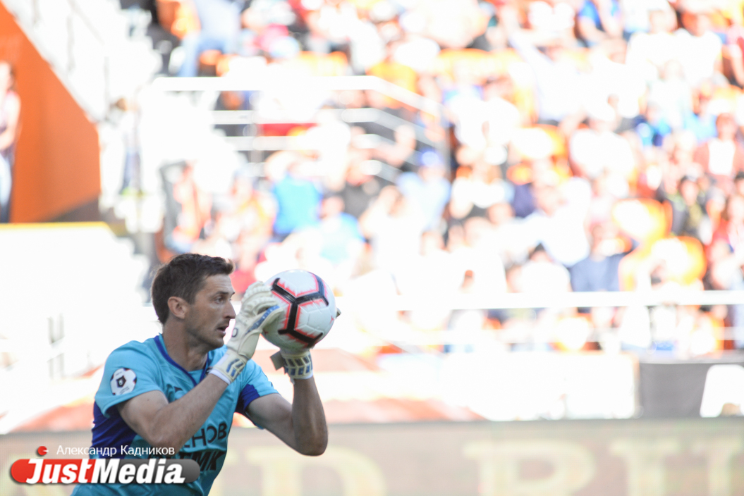 ФК «Урал» проиграл «Краснодару» со счетом 1:2. ФОТОРЕПОРТАЖ - Фото 5