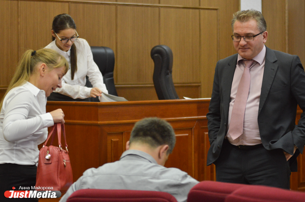 Областной суд оставил Ковальчика на свободе - Фото 5