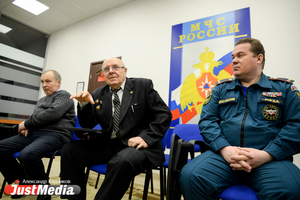 «Люди прыгали из окон: кто на провода попадал, кто куда. Средств эвакуации тогда не было». Вспоминаем истории крупных свердловских пожаров. СПЕЦПРОЕКТ  - Фото 4