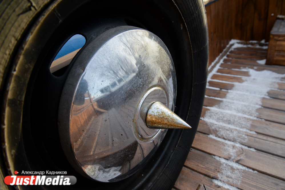 «Предлагали меняться на Chrysler и BMW X5, но я отказался». Уралец превратил ИЖ в американскую классику. ФОТО - Фото 8
