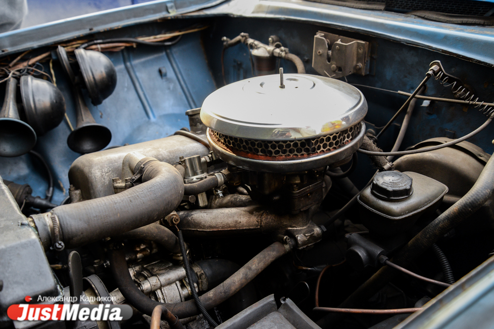 «Предлагали меняться на Chrysler и BMW X5, но я отказался». Уралец превратил ИЖ в американскую классику. ФОТО - Фото 4