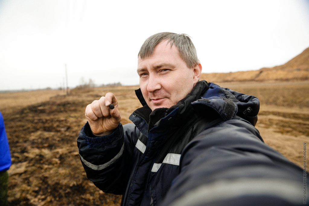 Студенты-горняки похвастались селфи с новыми фрагментами челябинского метеорита - Фото 4