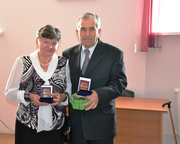 Знаком  отличия «Совет да любовь» отмечено около 30 тысяч супружеских пар Свердловской области - Фото 4