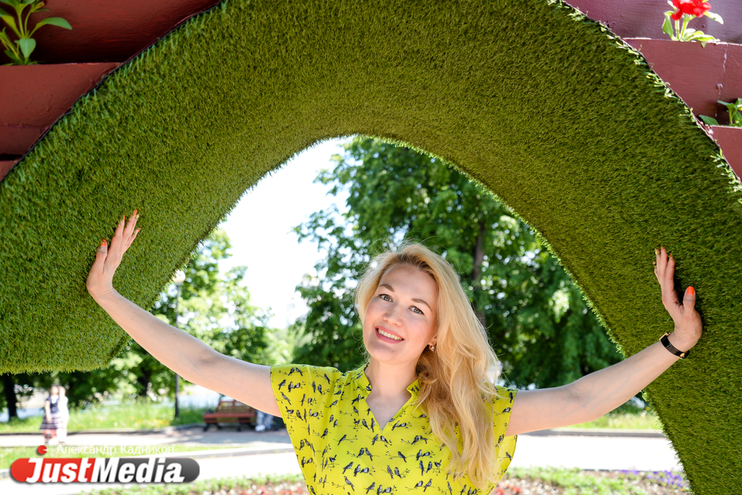 Марина Кульчитская, воспитатель: «Можно любоваться звездами и не завидовать тем, кто улетел в жаркие страны». В Екатеринбурге +31. ФОТО, ВИДЕО - Фото 8