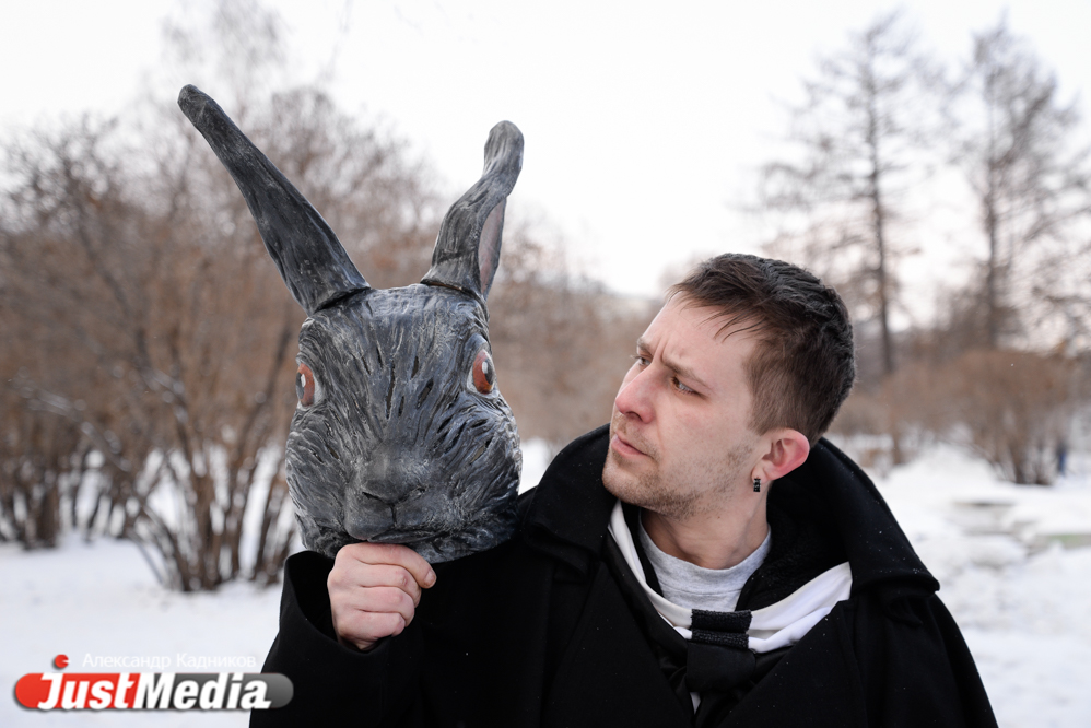 Актер Степан Роскош: «Снег кругом. Гололед. Ручки мерзнут. Скорей бы уже весна». В Екатеринбурге -15 и снегопады. ФОТО, ВИДЕО - Фото 3