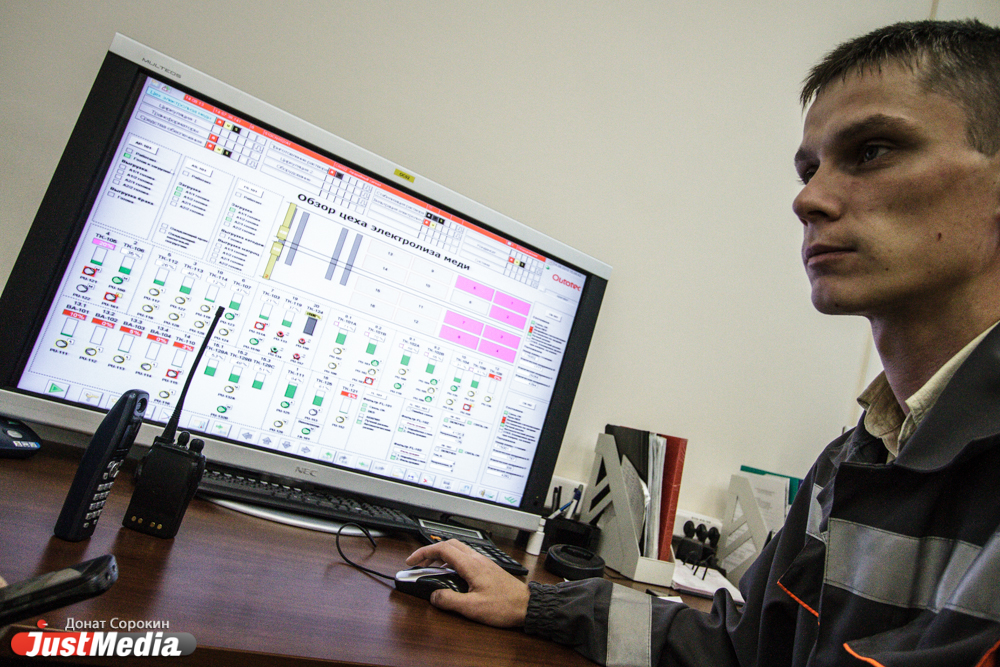 Я в рабочие пойду, пусть меня научат. Готовить электриков, слесарей и крановщиков в Свердловской области будут по-новому - Фото 6