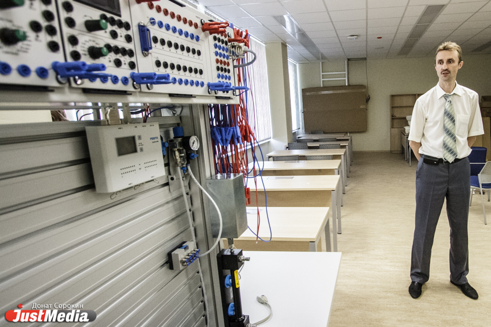 Я в рабочие пойду, пусть меня научат. Готовить электриков, слесарей и крановщиков в Свердловской области будут по-новому - Фото 4