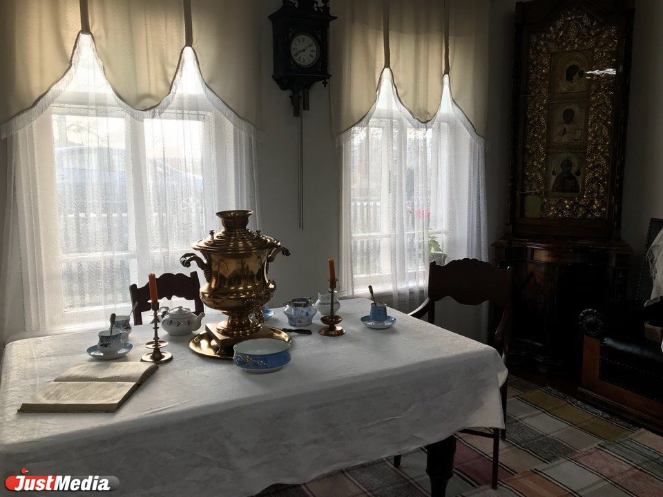 Маралы, носочное производство, истории о Мамине-Сибиряке и свадебный обряд. Проводим экскурсию в Висиме. ФОТО, ВИДЕО. - Фото 10