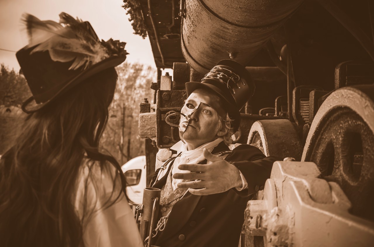 Преподаватель-косплеер Алексей Холодов: «Играл старого Пушкина, снял фрак и тут кто-то крикнул: «Смотрите, это же Бильбо». ИНТЕРВЬЮ - Фото 10