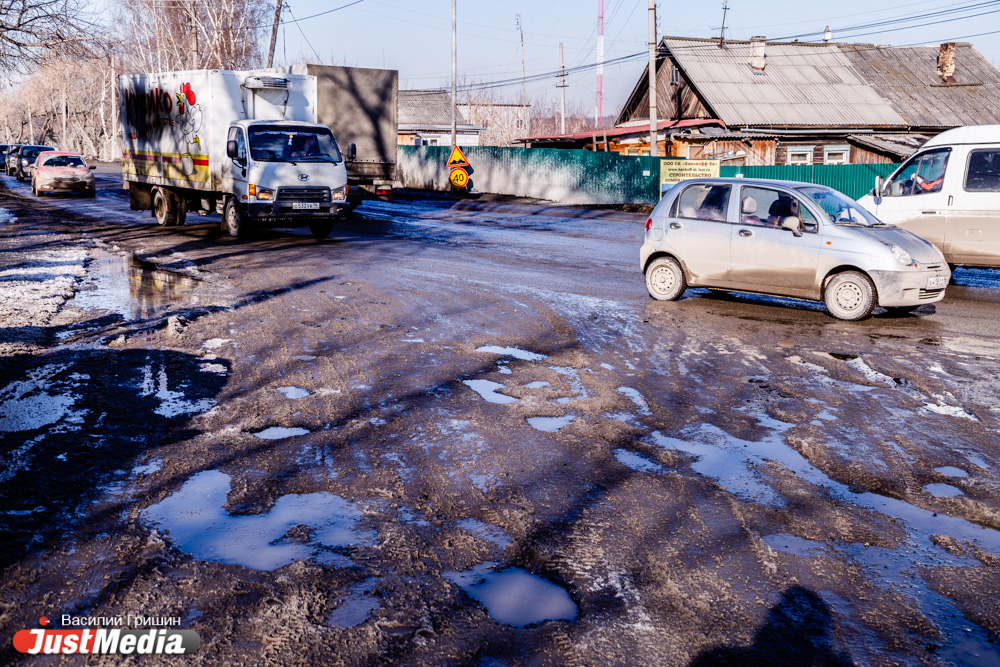 «Екатеринбург из года в год обделяется». Ройзман пожаловался на свердловский минтранс в Генпрокуратуру и Росавтодор - Фото 4