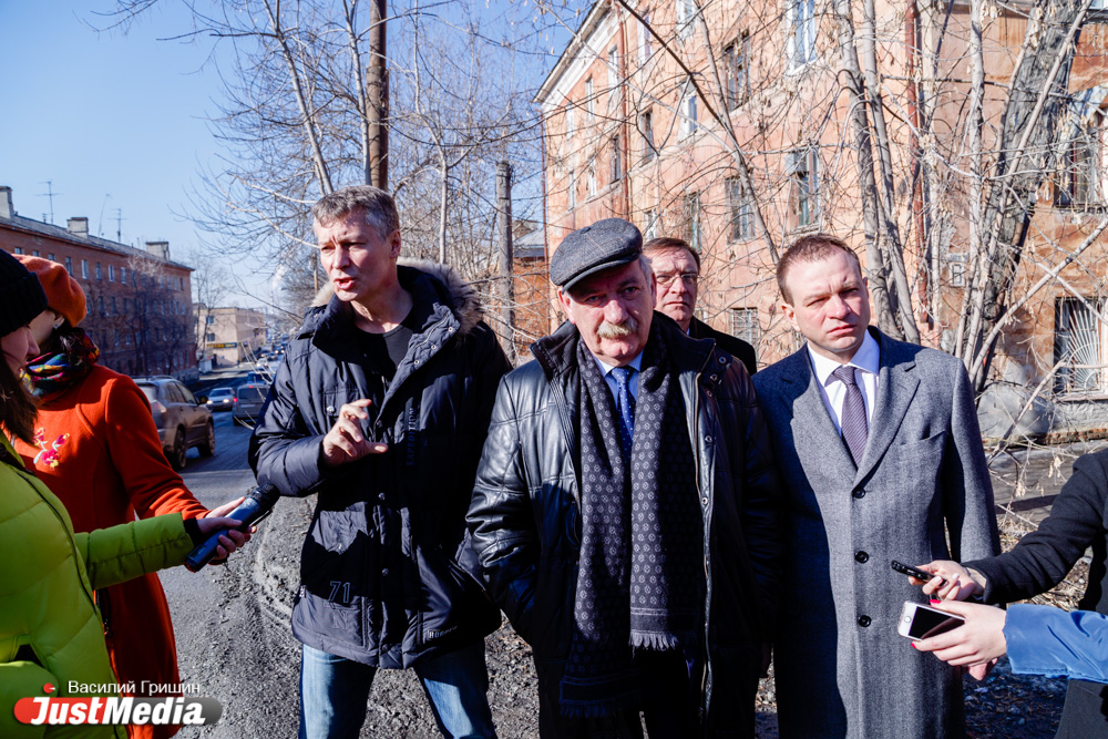 «Екатеринбург из года в год обделяется». Ройзман пожаловался на свердловский минтранс в Генпрокуратуру и Росавтодор - Фото 2