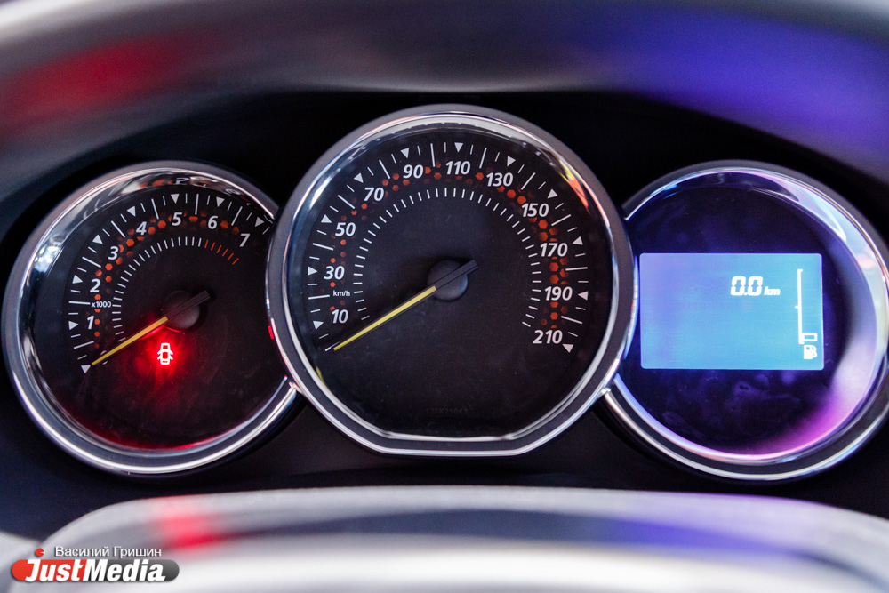 Французкая иномарка с ВАЗовскми фишками: Тест-драйв Renault SANDERO STEPWAY от JustMedia.ru - Фото 12