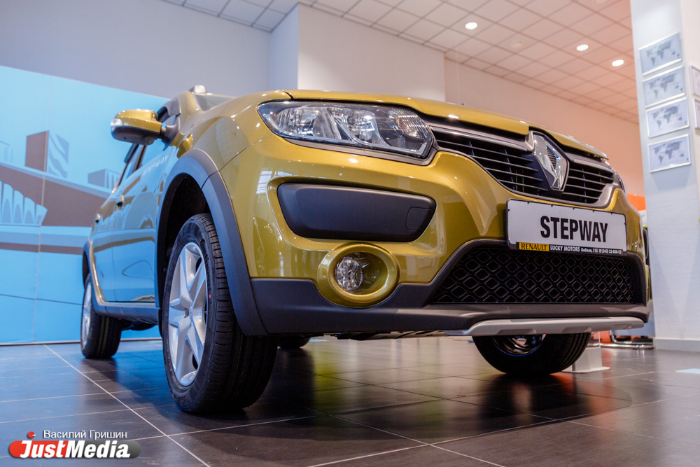 Французкая иномарка с ВАЗовскми фишками: Тест-драйв Renault SANDERO STEPWAY от JustMedia.ru - Фото 13